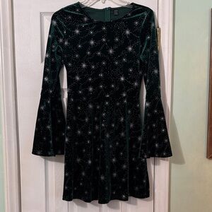 SHEIN Green Velvet Dress with Silver Star Pattern